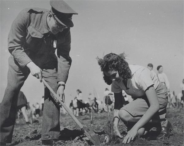Tel-Aviv - 1942 - Photo By: Zoltal Kluger, KKL-JNF Photo Archive