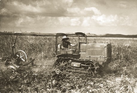 Tractor in the Jezreel Valley. KKL-JNF Photo Archive Tractor in the Jezreel Valley. KKL-JNF Photo Archive