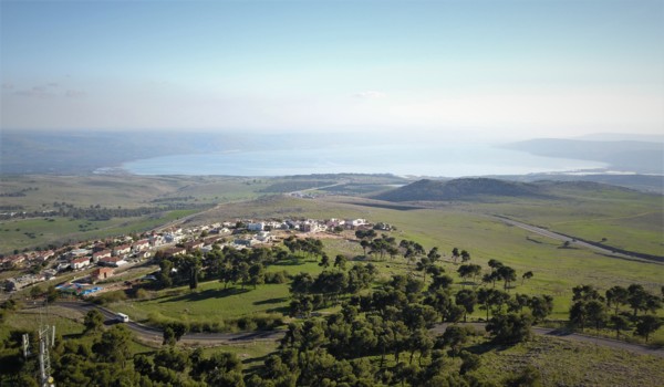 Spectacular view of the Kinneret (Sea of Galilee). (Photo: Rami Chachama, KKL-JNF Photo Archive)