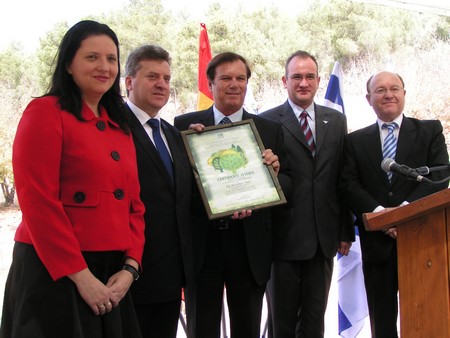 Prime Minister Gruevski at the Grove of Nations. Photo: KKL-JNF Photo Archive