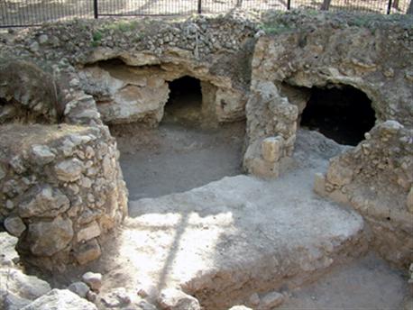 Ancient Devira caves. Photo: KKL-JNF Photo Archive
